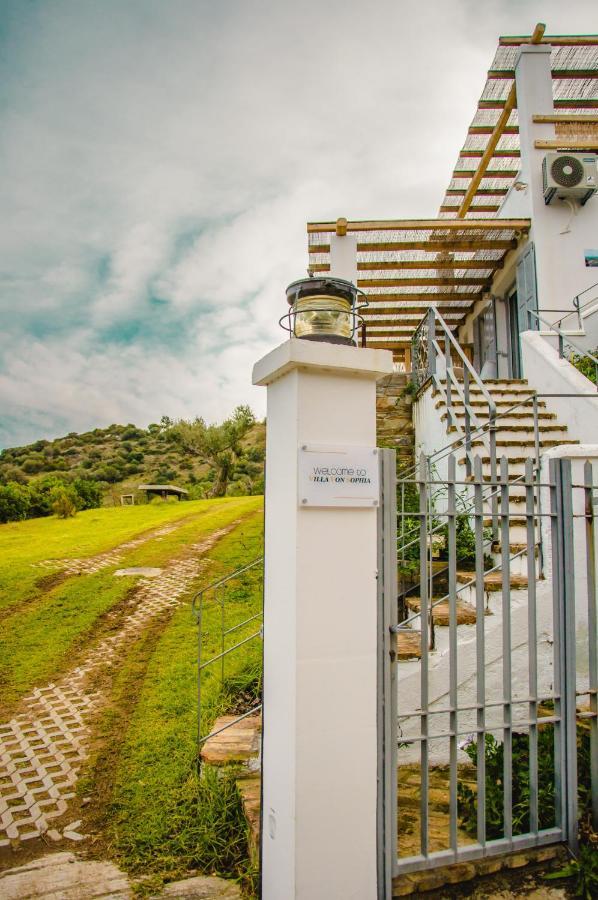 Von Sophia / The House * Agioi Apostoloi (Evia)